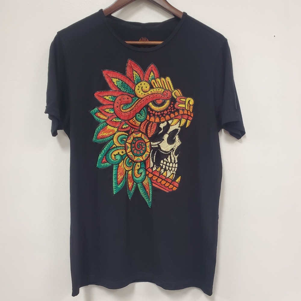 Ay Guey Mens Designer Shirt Size M Chief Skull NWT Crew Neck Short Sleeve Aztec